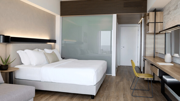 Classic Room Sharing Pool